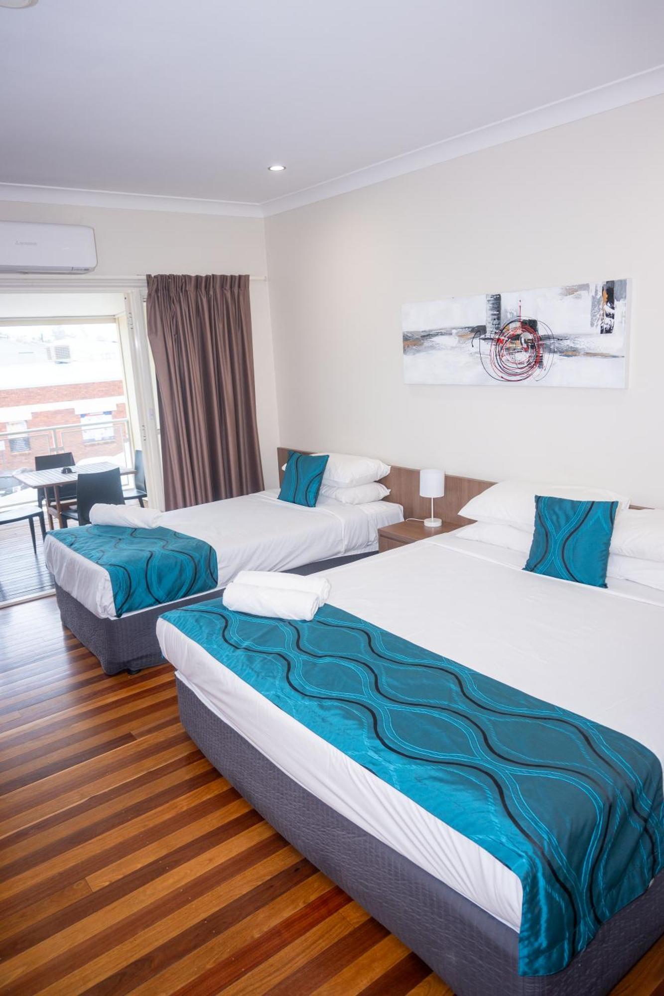 The Australian Hotel Motel Dalby Exterior photo